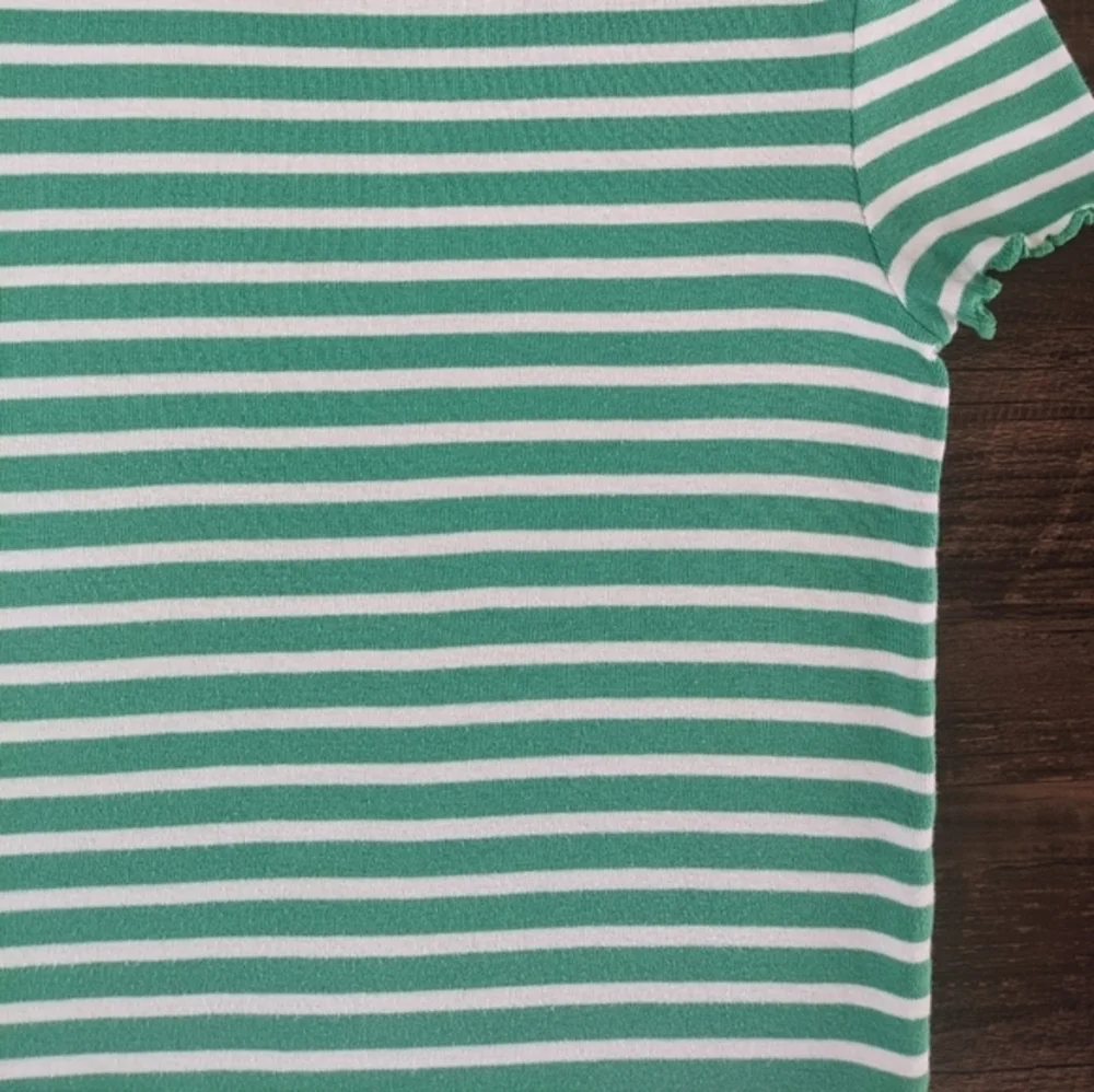 Gap Tee Shirt